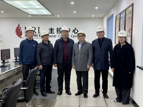 中國有色金屬工業(yè)爐窯分會領(lǐng)導(dǎo)蒞臨奧鞍耐火考察指導(dǎo)</a>